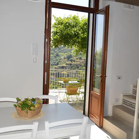 Antico Casolare - Trekking Lovers With Splendid Views Apartment *