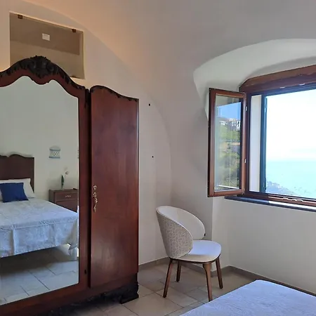 Antico Casolare - Trekking Lovers With Splendid Views Apartment *