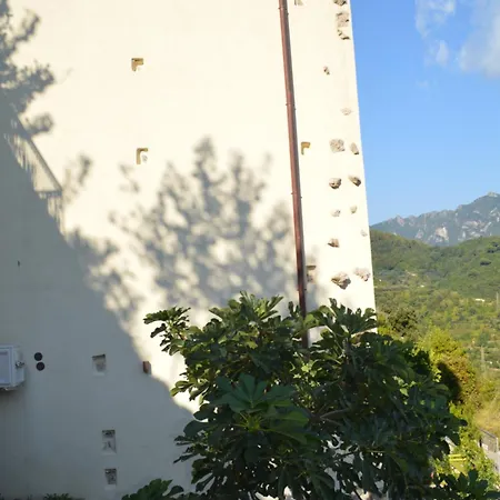 Antico Casolare - Trekking Lovers With Splendid Views Apartment *